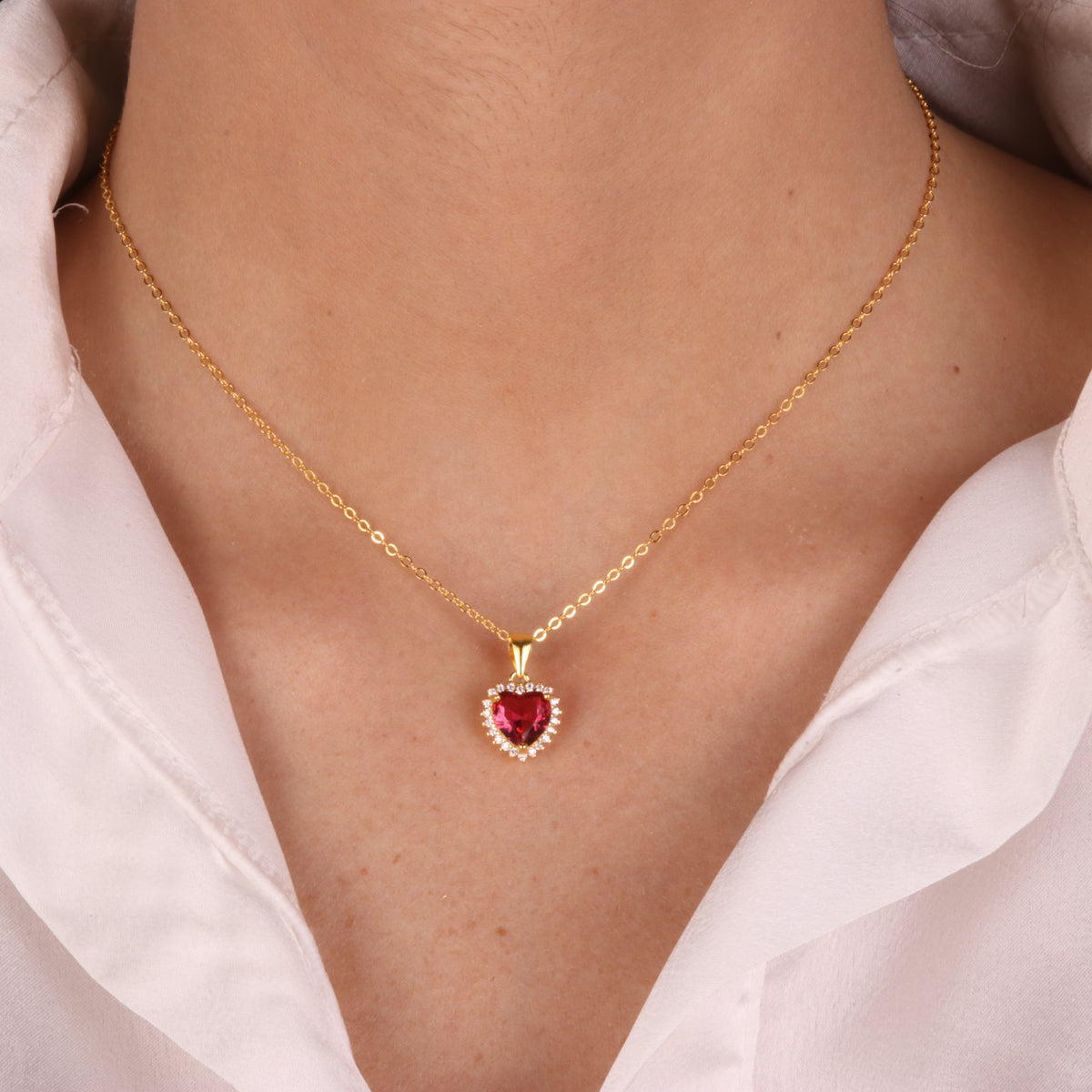 Collana in Argento 925 con zircone a forma di cuore rosso – Bysimon Group  S.r.l.