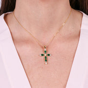 Collana in Argento 925 a forma di croce con zirconi verdi