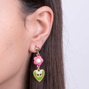 Orecchini in Metallo con fiore rosa e cuore verde