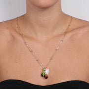 Collana in Metallo con ciliegie e cuore con scritta pendenti impreziosite da smalti multicolore