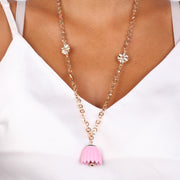 Collana in Metallo con dettagli a forma di fiore,cuore e campanella pendente a forma di fiore campanula rosa