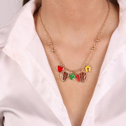 Collana in Metallo con pigne e simboli portafortuna pendenti