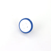 Spilla in Metallo a forma di bottone, impreziosito da smalto blu e bianco