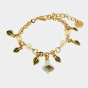 Bracciale in Metallo con perle bianche, campanella a forma di calla e foglie impreziosite da smalti colorati